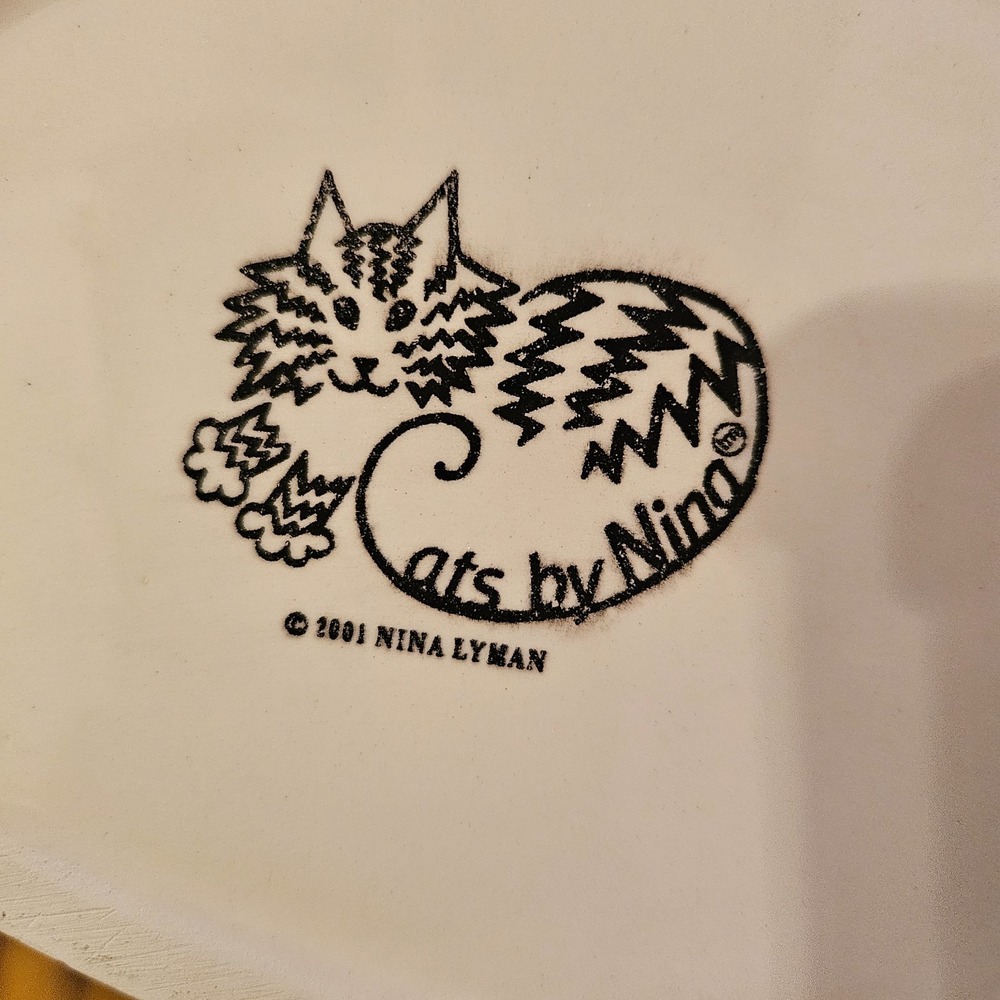 VINTAGE‎ Nina Lyman Black White Cat Tall Ceramic Vase 11" 2001 - Picture 8 of 12